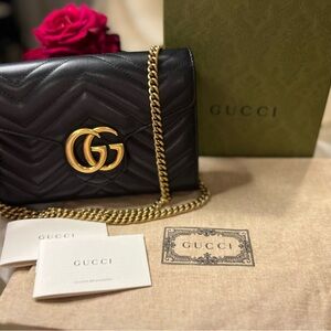 Gucci Black Marmont Leather Bag